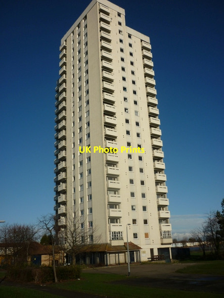 Photo 6"x4" Milldane flats, Orchard Park Estate, Hull Cottingham\/TA0432 c2012