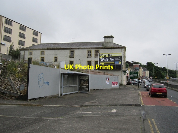 Photo 6"x4" Hole in the road, Duke Street Londonderry\/C4316 c2012