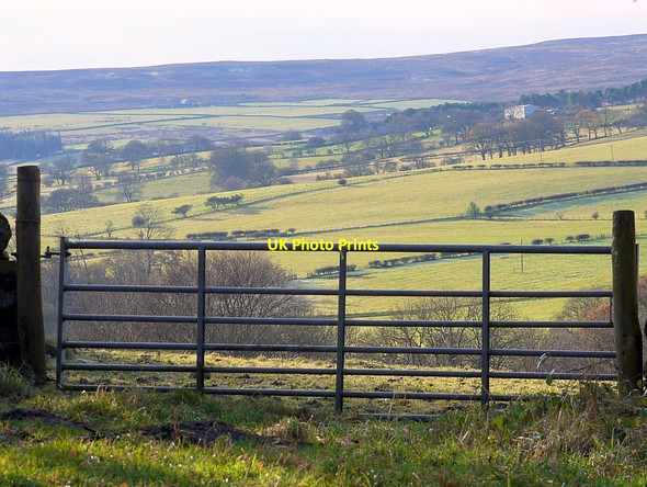 Photo 6"x4" Farmland north of Renny's Barn Rawgreen c2012