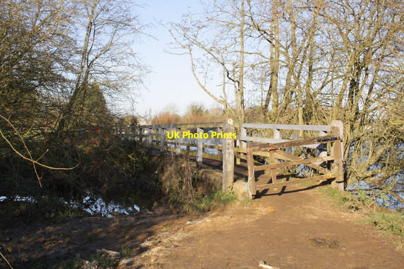 Photo 6"x4" Thames Path footbridge SE of Godstow Lock Wolvercote c2012