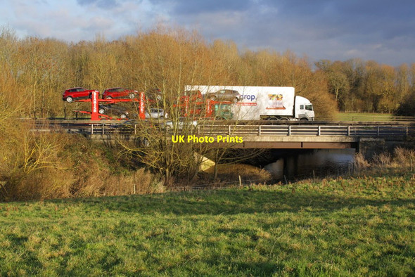 Photo 6"x4" Car transporter overtakes Tesco lorry on the A34 Binsey\/SP4907 c2012