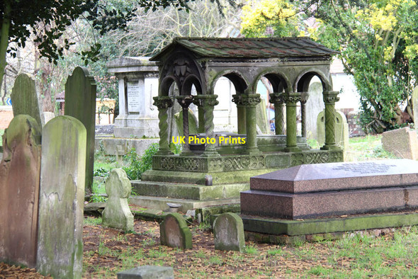 Photo 6"x4" St Mary, Church End, Hendon - Churchyard Hendon\/TQ2389 c2012 P1