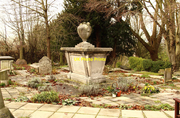 Photo 6"x4" St Mary, Church End, Hendon - Churchyard Hendon\/TQ2389 c2012