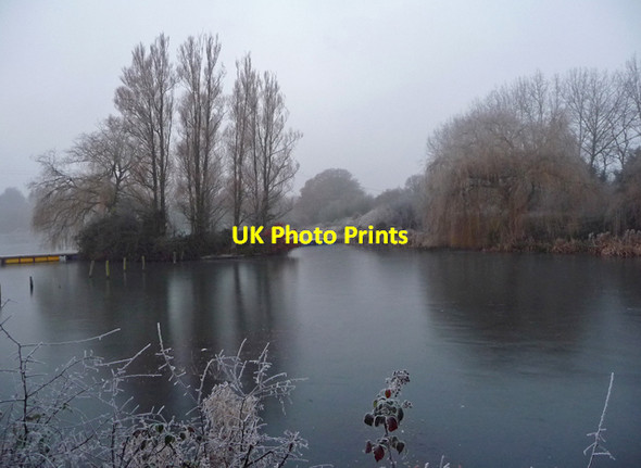 Photo 6"x4" Frozen Lake Noak Bridge c2012