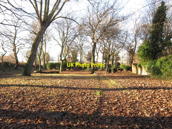 Photo 6"x4" A graveyard off Castle Street, Hull Kingston upon Hull c2012 P1