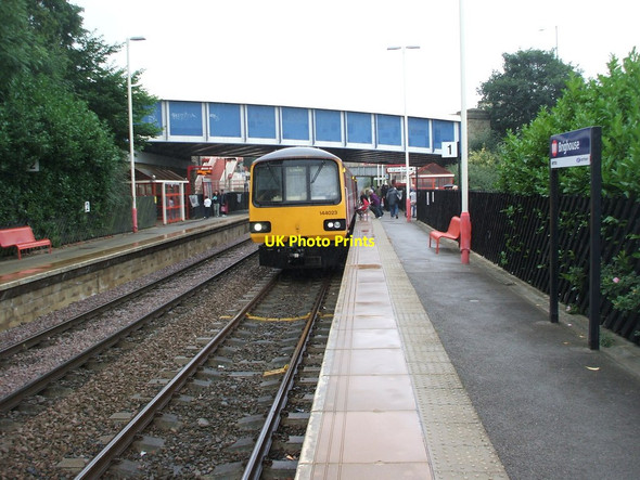Photo 6"x4" Brighouse railway station, Yorkshire Brighouse\/SE1423 c2009