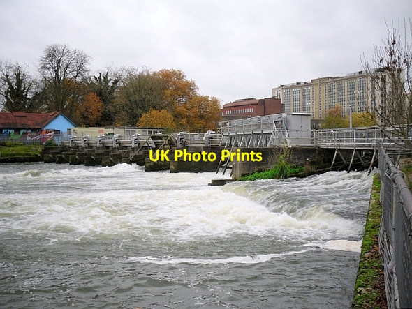 Photo 6"x4" Caversham Weir Reading c2012