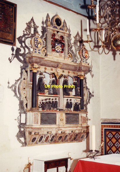 Photo 6"x4" St Mary, Langley Marish - Wall monument Slough\/SU9979 c1995