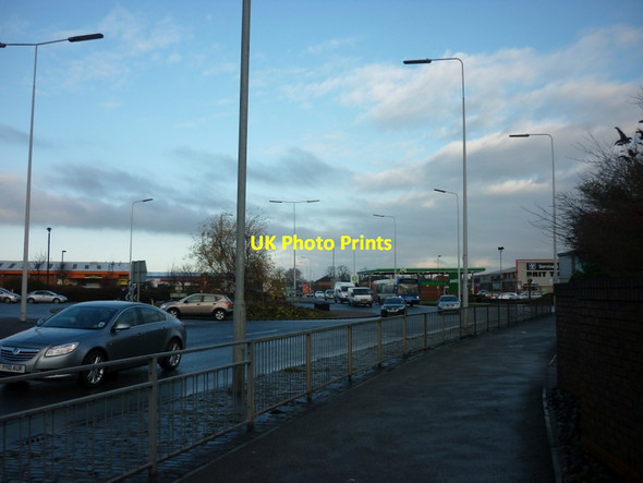 Photo 6"x4" The roundabout on Stoneferry Road near B&Q Kingston upon Hull c2012