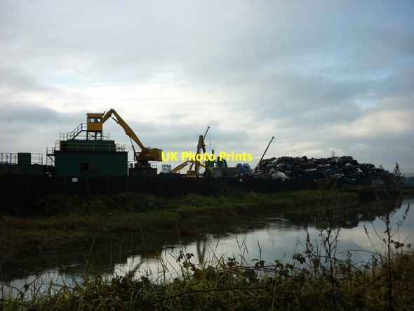 Photo 6"x4" A scrapyard on the banks of the River Hull Kingston upon Hull c2012
