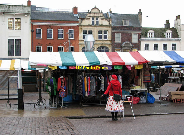 Photo 6"x4" Cambridge Market: bright colours on a drab December day Cambridge\/TL4658 c2012
