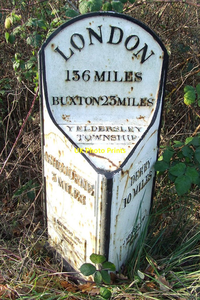 Photo 6"x4" Old Milepost Osmaston\/SK2043 c2012