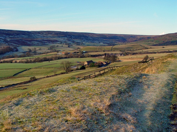 Photo 6"x4" Rosedale Valley and Stables Farm Thorgill c2003