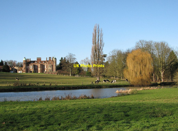 Photo 6"x4" Madingley Hall and lake Madingley c2013
