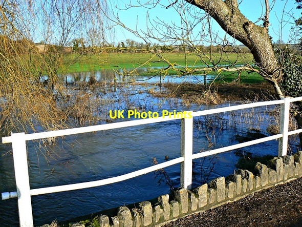 Photo 6"x4" River Og north of Wet Pits Lane, Ogbourne St Andrew Ogbourne St Andrew c2013