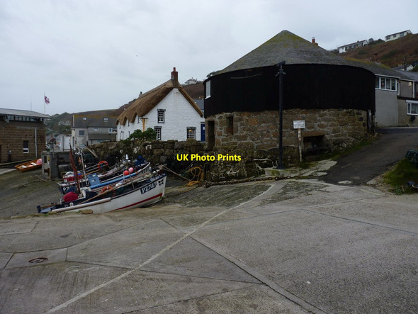 Photo 6"x4" The Capstan House, Sennen Cove Sennen Cove c2012
