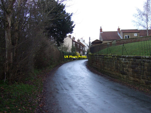 Photo 6"x4" Uphill road into West Rounton West Rounton c2012