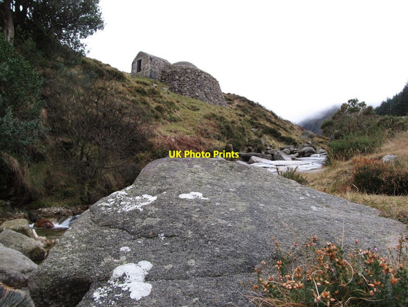 Photo 6"x4" The Annesley Ice House from the left bank of the Glen River Newcastle\/J3732 c2013