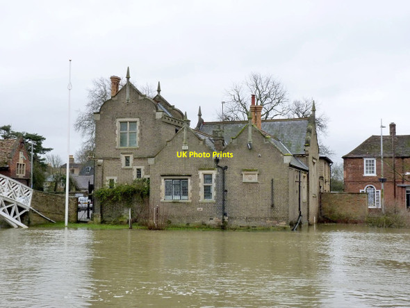 Photo 6"x4" Godmanchester Town Hall  Godmanchester c2012