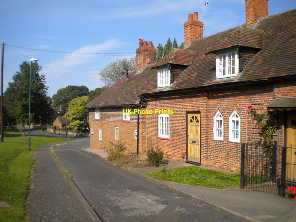 Photo 6"x4" St Martin's Cottages, Strelley Bilborough c2012