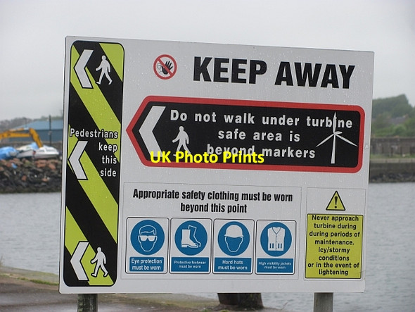 Photo 6"x4" Health and safety notice, Methil Leven\/NO3800 c2012