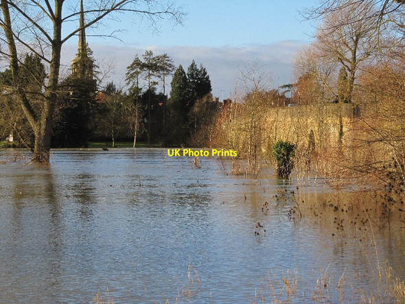 Photo 6"x4" Flooded field by the bridge Wallingford c2012