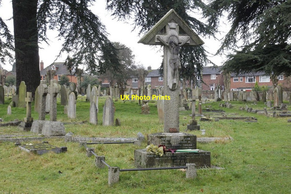 Photo 6"x4" Graves in Newtown road Cemetery Newbury\/SU4767 c2012