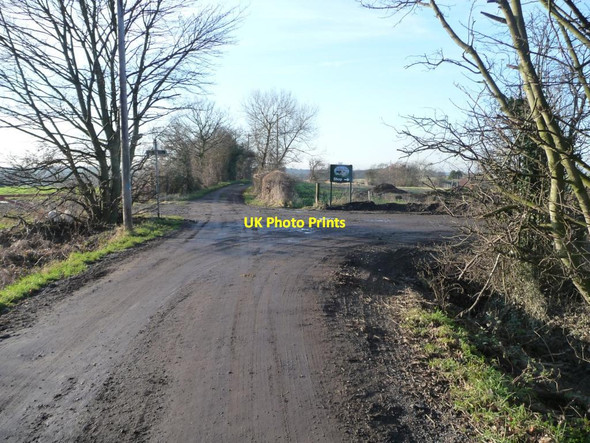 Photo 6"x4" Crossroads at the 63 metre spot height Rothwell\/SE3428 c2013