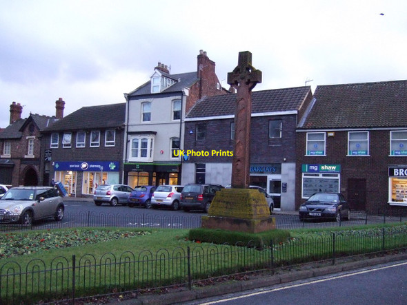 Photo 6"x4" Cross, Norton Stockton-on-Tees c2013