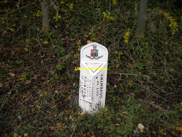 Photo 6"x4" Boundary post, Toll Bar End Tollbar End c2012
