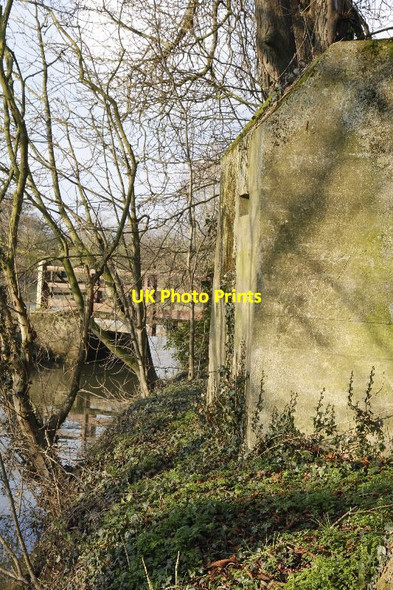 Photo 6"x4" Along the side North Stoke\/SU6186 c2013