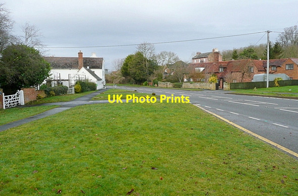 Photo 6"x4" Alderminster village centre Alderminster c2013