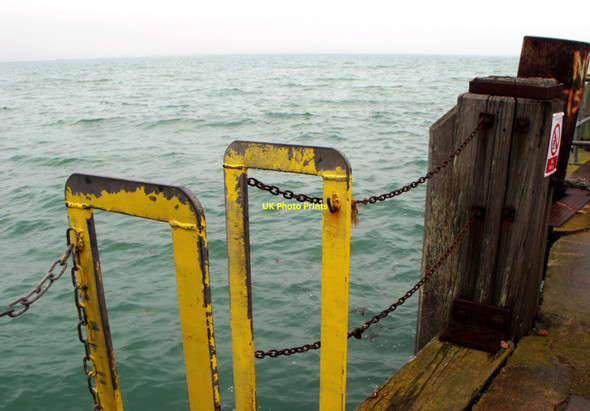 Photo 6"x4" End of the pier, Ryde Ryde c2012