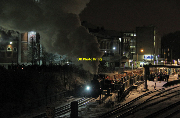 Photo 6"x4" The train leaves Olympia with No.1 at its head Kensington\/TQ2579 c2013
