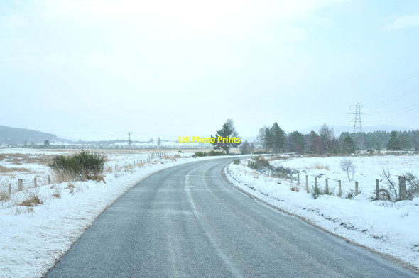 Photo 6"x4" B970 near Nethy Bridge Nethy Bridge c2013