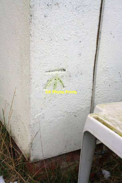 Photo 6"x4" Benchmark on #1 Milton Road, 'Windy Ridge' Milton\/SU4892 c2013