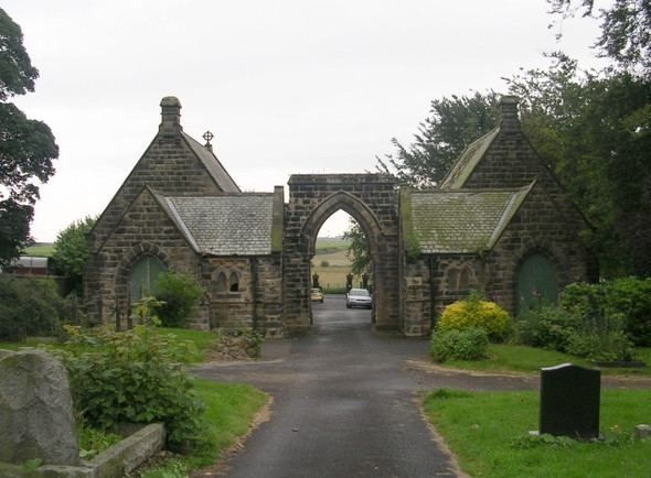 Photo 6"x4" Disused Cemetery Chapels - Cemetery Road Yeadon c2008