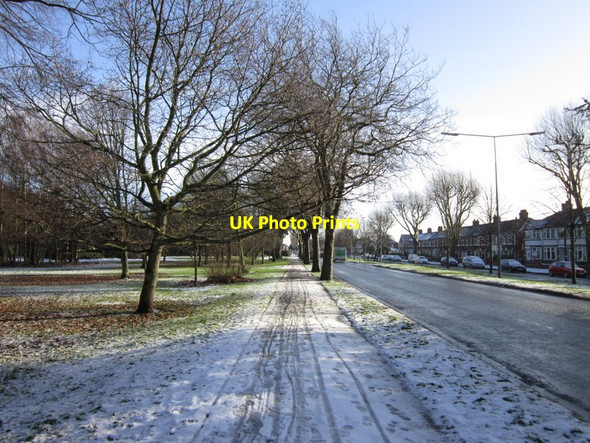 Photo 6"x4" Willerby Road, Hull East Ella c2013