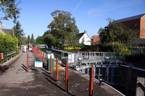 Photo 6"x4" The Thames Path by Osney Lock Oxford\/SP5106 c2012
