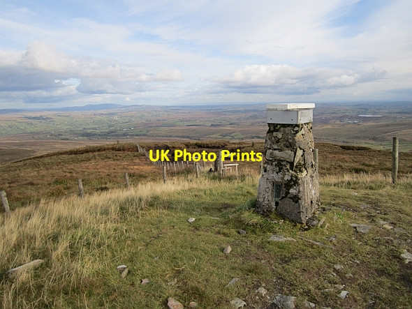 Photo 6"x4" Mullaghcarn summit Mountfield\/H5378 c2012
