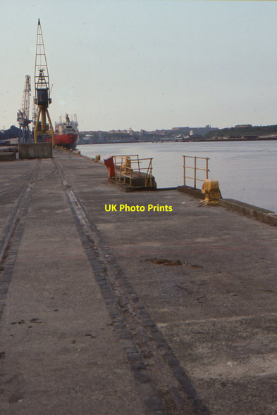 Photo 6"x4" Tyne Commission Quay, 1993 South Shields c1993