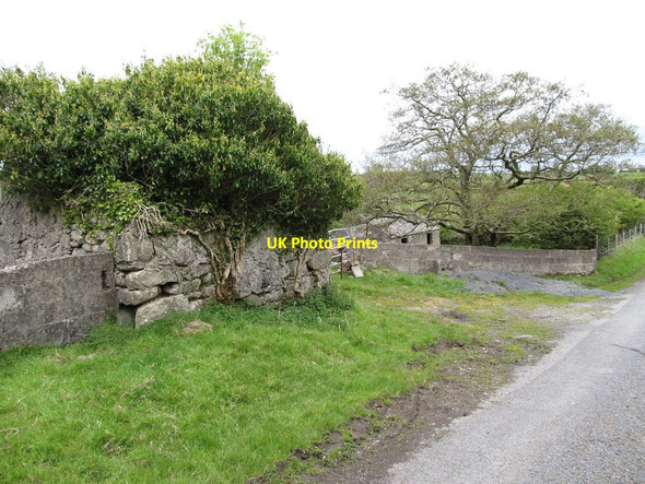 Photo 6"x4" Ruined farmstead alongside the Kinnahalla Road Kilcoo c2012