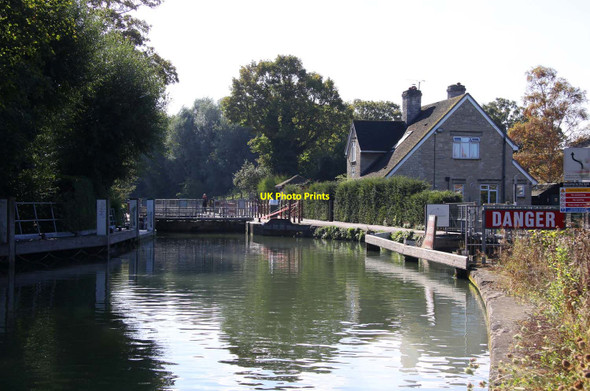 Photo 6"x4" Looking downstream to Osney Lock Oxford\/SP5106 c2012