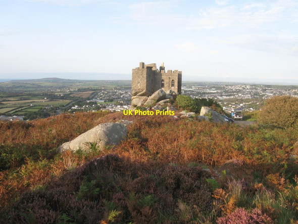 Photo 6"x4" Carn Brea Castle,  Cornwall Redruth c2011