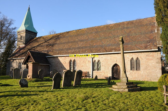 Photo 6"x4" Ocle Pychard church Ocle Pychard c2013