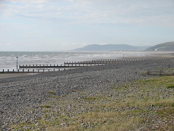 Photo 6"x4" Looking north from Borth sea wall Borth c2008