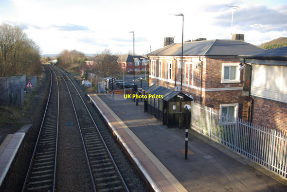 Photo 6"x4" Oakengates Station Telford c2013