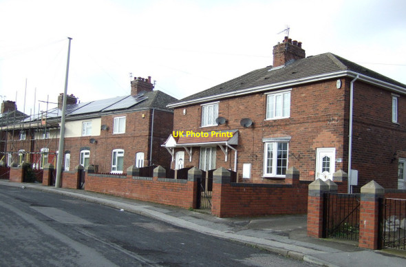 Photo 6"x4" Houses on Homecroft Road, Goldthorpe Goldthorpe c2013