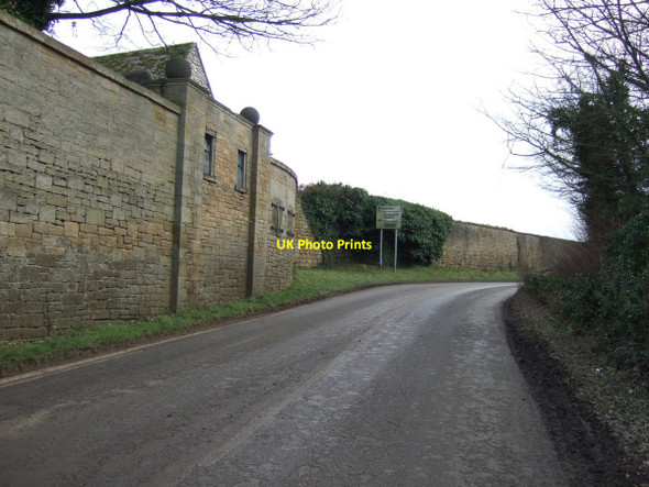 Photo 6"x4" B6422 heading south, Hooton Pagnell Hooton Pagnell c2013