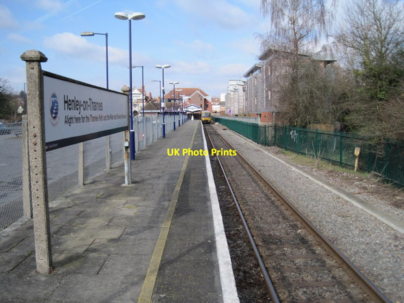 Photo 6"x4" Henley-on-Thames railway station Henley-on-Thames c2010
